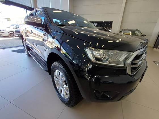 FORD RANGER 3.2 XLT 4X4 CD 20V DIESEL 4P AUTOMÁTICO